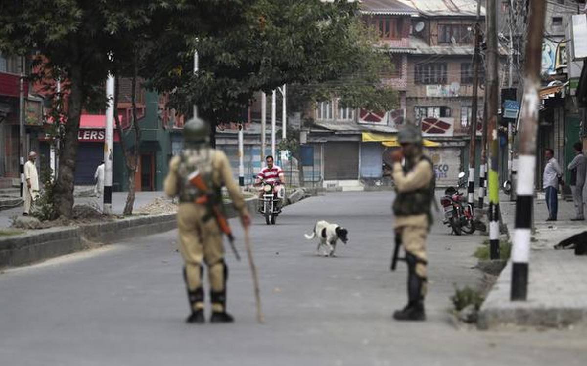 کشمیر میں عالمی طاقتیں اور ہماری بے حسی